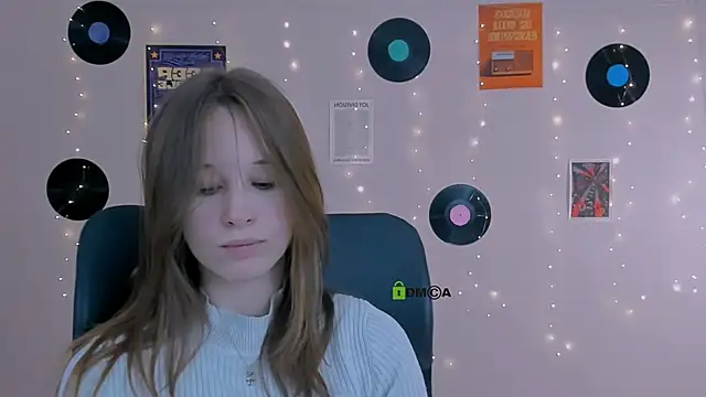 Snapshot of eira_mouse chatting on February 8, 2026, 12:30 pm eira mouse online show from February 8, 2026, 12:30 pm