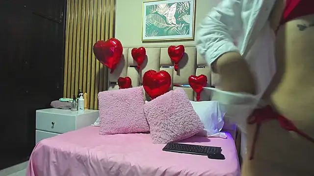 Snapshot of Melanyxx- chatting on February 13, 2026, 3:24 am Melanyxx- online show from February 13, 2026, 3:24 am