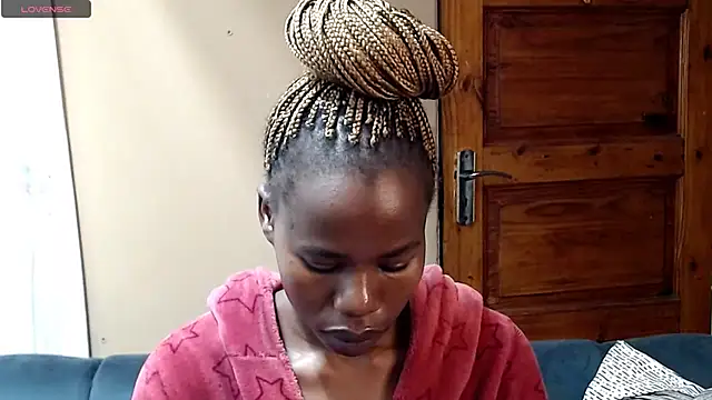 AppleAsss online show from July 11, 2026, 3:42 am