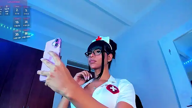 Snapshot of Salolatina chatting on February 7, 2026, 10:46 pm Salolatina online show from February 7, 2026, 10:46 pm