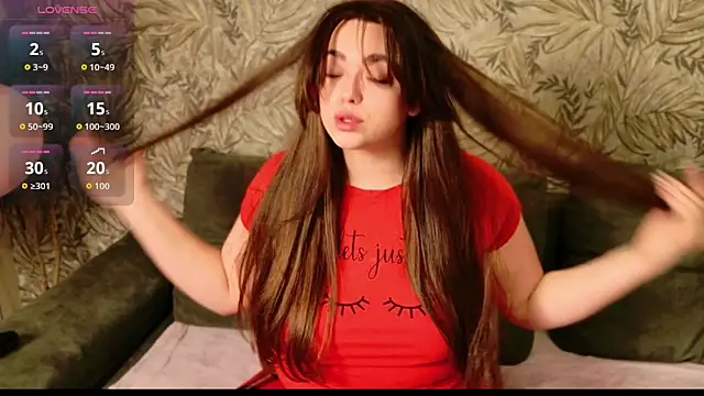 Snapshot of AliraX chatting on February 28, 2026, 7:15 pm AliraX online show from February 28, 2026, 7:15 pm