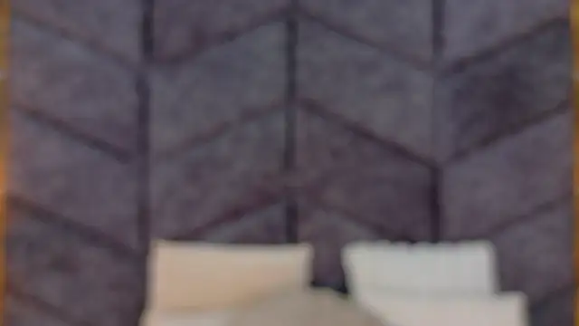 AnnieRouse   online show from March 18, 2026, 11:57 am