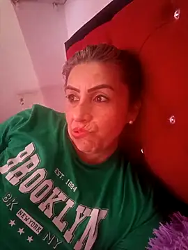 Snapshot of maynor_1998 chatting on February 20, 2026, 9:48 pm maynor 1998 online show from February 20, 2026, 9:48 pm