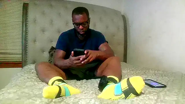 Snapshot of Karifrye chatting on February 14, 2026, 2:30 am Karifrye online show from February 14, 2026, 2:30 am