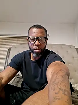 Snapshot of Karifrye chatting on February 19, 2026, 2:07 am Karifrye online show from February 19, 2026, 2:07 am