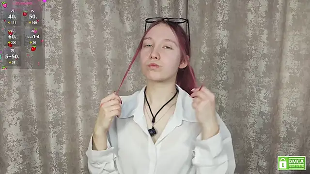 Snapshot of Cutie_Ellis chatting on February 5, 2026, 7:35 am Cutie Ellis online show from February 5, 2026, 7:35 am