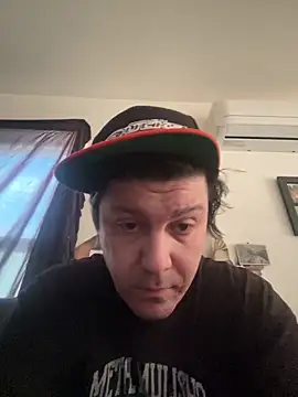 Snapshot of GabEthier chatting on April 3, 2026, 9:35 pm GabEthier online show from April 3, 2026, 9:35 pm