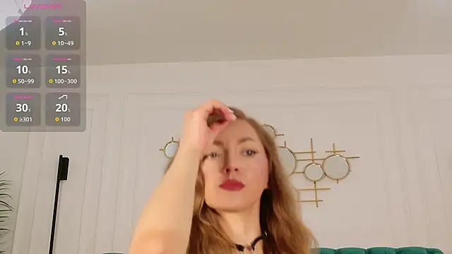 IrisLayne online show from May 31, 2026, 5:04 am