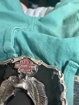 mileslongdeep online show from March 21, 2026, 7:06 pm