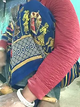 Snapshot of Mahi_cut chatting on March 7, 2026, 4:20 am Mahi cut online show from March 7, 2026, 4:20 am