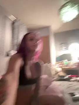 Snapshot of Milssweetx chatting on February 20, 2026, 12:07 am Milssweetx online show from February 20, 2026, 12:07 am