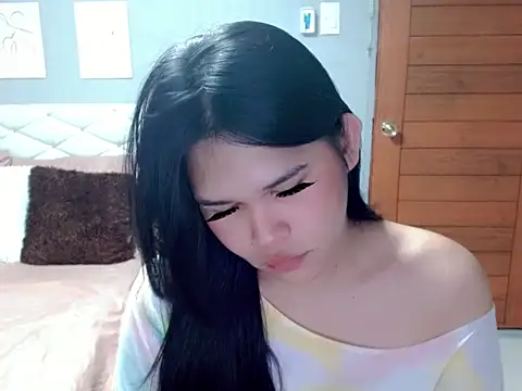 alianabrooks online show from May 10, 2026, 10:37 pm