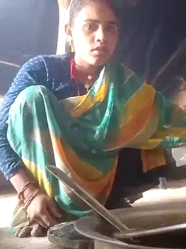 Snapshot of Faltu_Ladki chatting on February 5, 2026, 3:22 am Faltu Ladki online show from February 5, 2026, 3:22 am