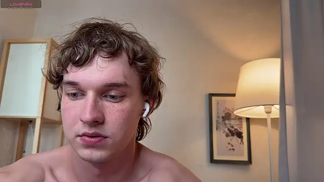 Snapshot of Friday_gay_dude chatting on April 4, 2026, 1:30 pm Friday gay dude online show from April 4, 2026, 1:30 pm