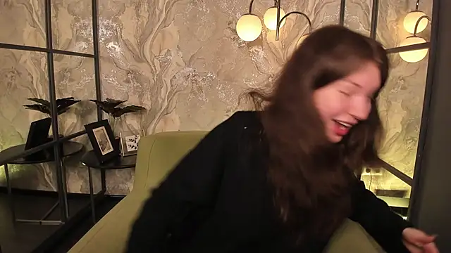 Snapshot of Luna_Tide chatting on March 7, 2026, 2:58 pm Luna Tide online show from March 7, 2026, 2:58 pm