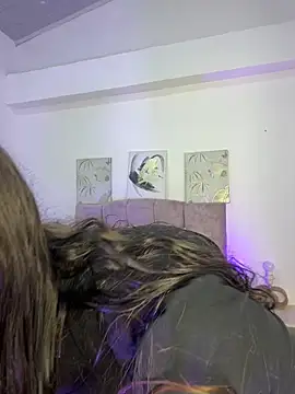 Snapshot of Annie_bonnie_ chatting on March 27, 2026, 11:43 am Annie bonnie online show from March 27, 2026, 11:43 am