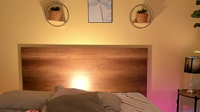 Snapshot of Angel_eros_ chatting on February 8, 2026, 4:49 am Angel eros online show from February 8, 2026, 4:49 am