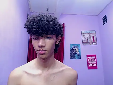 bigcock twinks online show from March 26, 2026, 11:21 pm