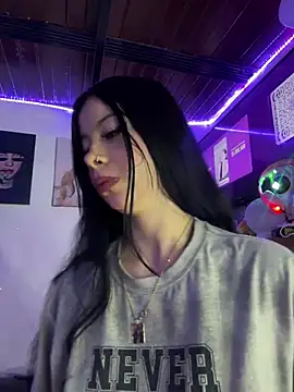 Snapshot of violettahotass chatting on February 18, 2026, 2:35 pm violettahotass online show from February 18, 2026, 2:35 pm