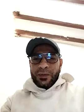 Snapshot of yoahotpetrafiery chatting on February 14, 2026, 10:39 pm yoahotpetrafiery online show from February 14, 2026, 10:39 pm