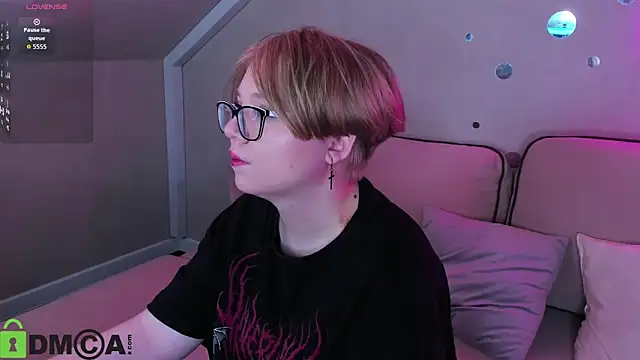 Snapshot of Lauraaa_Smith chatting on February 26, 2026, 7:40 am Lauraaa Smith online show from February 26, 2026, 7:40 am