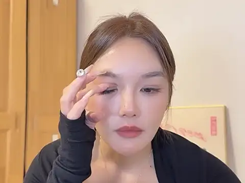 Snapshot of leilei660 chatting on February 6, 2026, 11:02 am leilei660 online show from February 6, 2026, 11:02 am