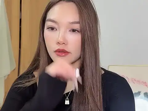 Snapshot of leilei660 chatting on March 9, 2026, 4:55 pm leilei660 online show from March 9, 2026, 4:55 pm