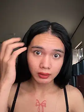 Snapshot of devine_goddess chatting on April 4, 2026, 7:50 am devine goddess online show from April 4, 2026, 7:50 am