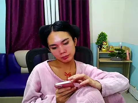 Snapshot of devine_goddess chatting on April 7, 2026, 4:07 pm devine goddess online show from April 7, 2026, 4:07 pm