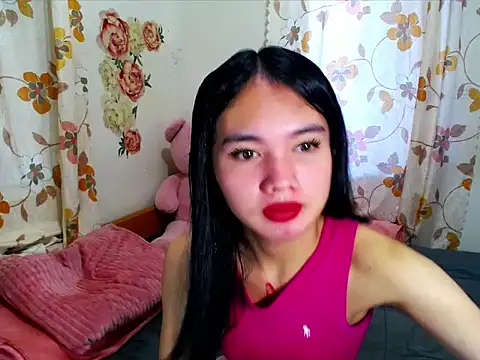 Snapshot of devine_goddess chatting on April 9, 2026, 7:58 am devine goddess online show from April 9, 2026, 7:58 am