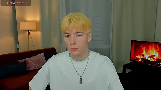 Snapshot of KevinParke chatting on February 3, 2026, 4:01 pm KevinParke online show from February 3, 2026, 4:01 pm