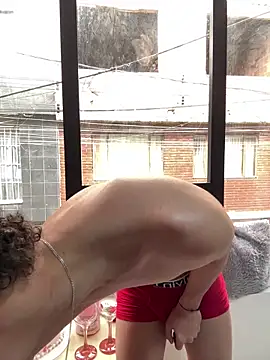 yoursexyjose online show from February 14, 2026, 7:10 pm