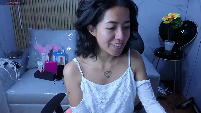 Lynn turner online show from February 21, 2026, 8:21 pm