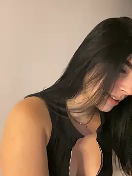 Snapshot of _HannahFox_ chatting on February 23, 2026, 11:57 pm HannahFox online show from February 23, 2026, 11:57 pm