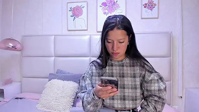 Snapshot of double_temptation_ chatting on March 31, 2026, 12:38 pm double temptation online show from March 31, 2026, 12:38 pm