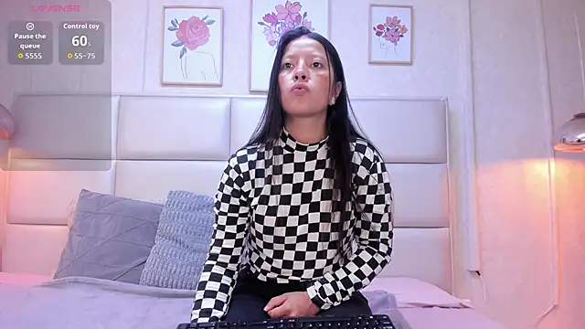 Snapshot of double_temptation_ chatting on April 15, 2026, 2:02 pm double temptation online show from April 15, 2026, 2:02 pm