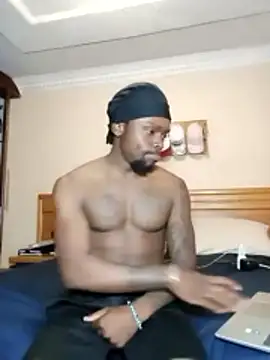 Snapshot of -HIIM- chatting on February 19, 2026, 4:52 am -HIIM- online show from February 19, 2026, 4:52 am