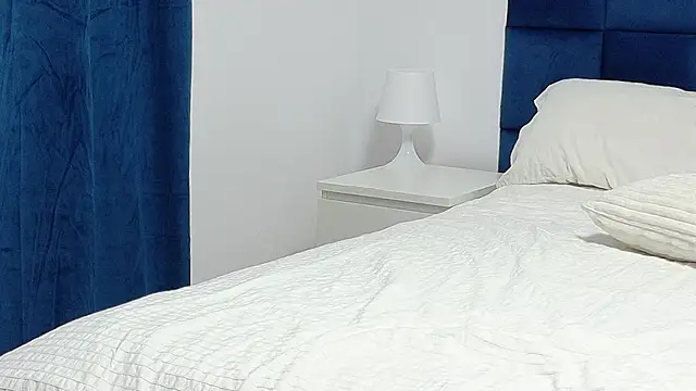 beatriceskye1 online show from February 1, 2026, 4:49 pm