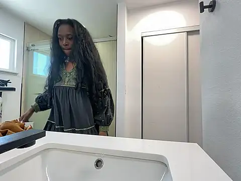 Anadia Starr online show from April 12, 2026, 12:15 am