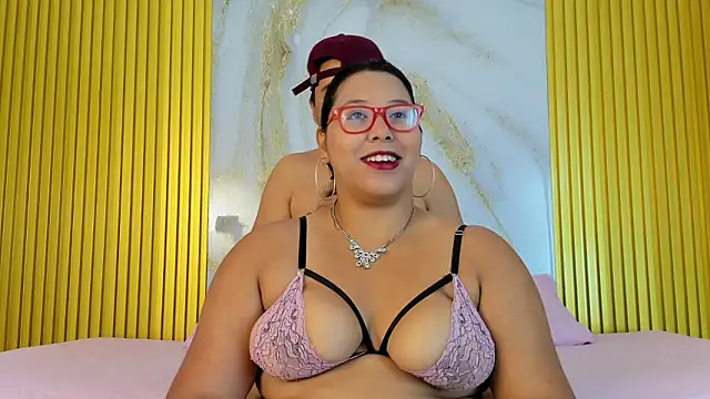 DeepandCurvy online show from March 9, 2026, 11:47 am