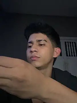 Snapshot of Thiago_Olsen chatting on February 5, 2026, 11:15 am Thiago Olsen online show from February 5, 2026, 11:15 am