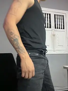 Snapshot of Thiago_Olsen chatting on February 7, 2026, 7:39 pm Thiago Olsen online show from February 7, 2026, 7:39 pm