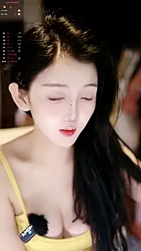 xiaomoli928 online show from May 10, 2026, 8:47 pm