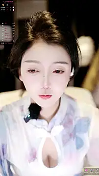 xiaomoli928 online show from May 11, 2026, 8:28 pm