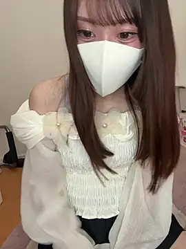 Snapshot of momo_mm chatting on April 30, 2026, 3:02 am momo mm online show from April 30, 2026, 3:02 am