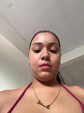 Snapshot of Baby_morena12 chatting on June 18, 2026, 4:33 pm Baby morena12 online show from June 18, 2026, 4:33 pm