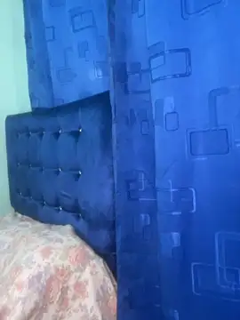 Snapshot of LUCIA-FERRERO chatting on February 20, 2026, 1:44 pm LUCIA-FERRERO online show from February 20, 2026, 1:44 pm