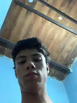 Adan21 cm online show from May 27, 2026, 11:02 pm