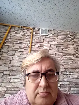 Snapshot of SusanStar874 chatting on February 17, 2026, 10:12 am SusanStar874 online show from February 17, 2026, 10:12 am