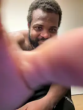 Snapshot of BigCatXLOfficial chatting on February 17, 2026, 9:54 pm BigCatXLOfficial online show from February 17, 2026, 9:54 pm